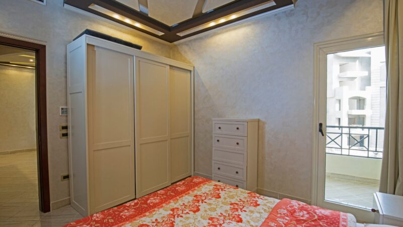 closet double doors