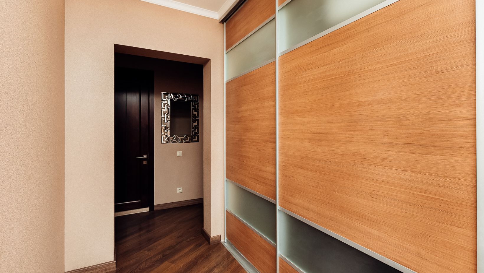 louvered sliding closet doors