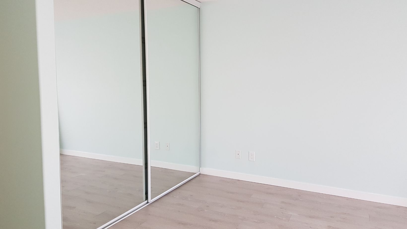 mirror closet doors sliding