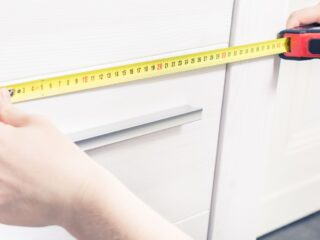 how to measure for closet doors