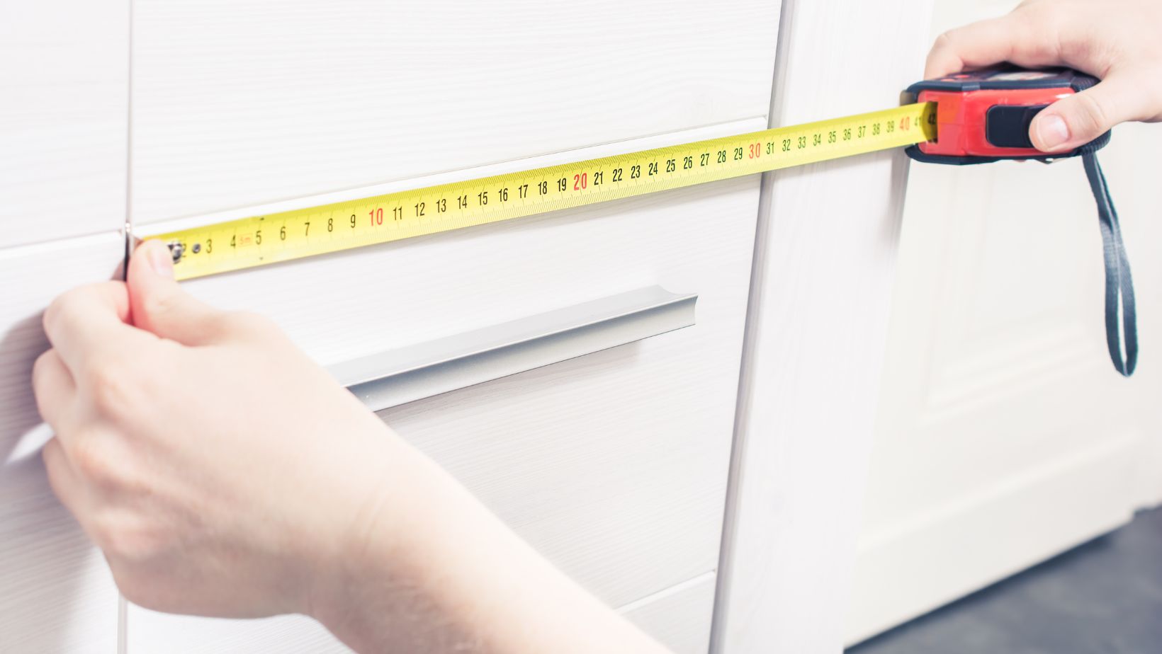 how to measure for closet doors