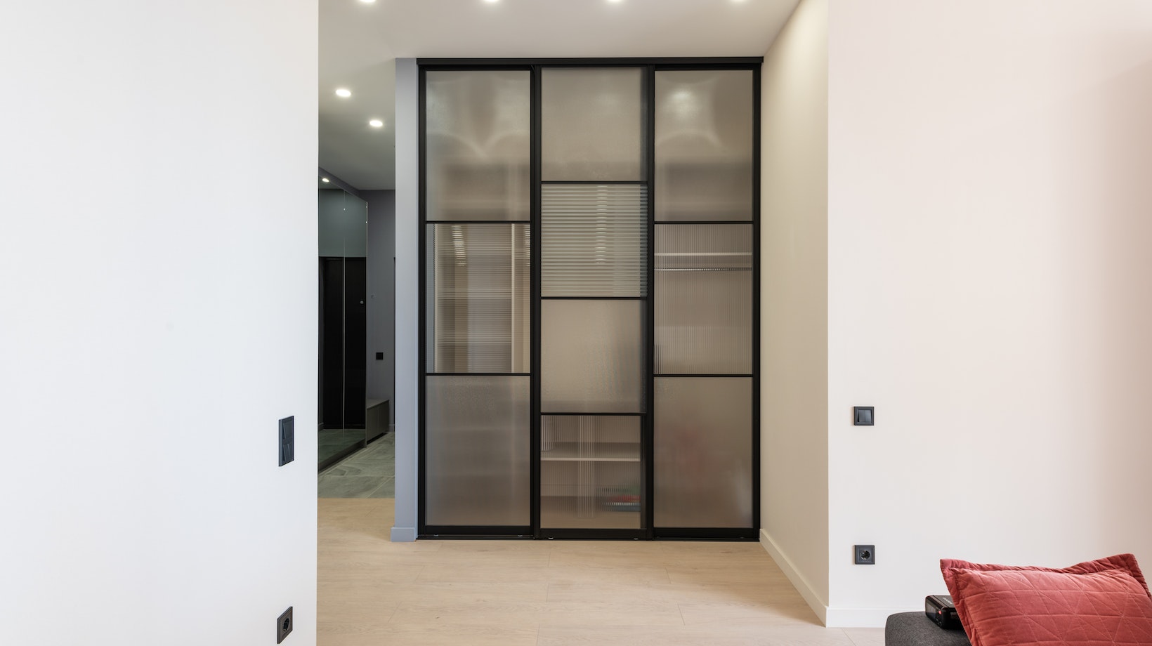 sliding closet doors vs bifold