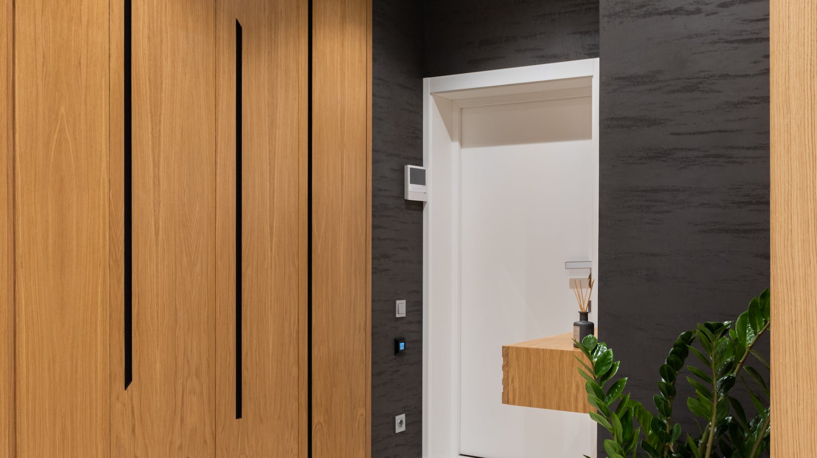 oak sliding closet doors