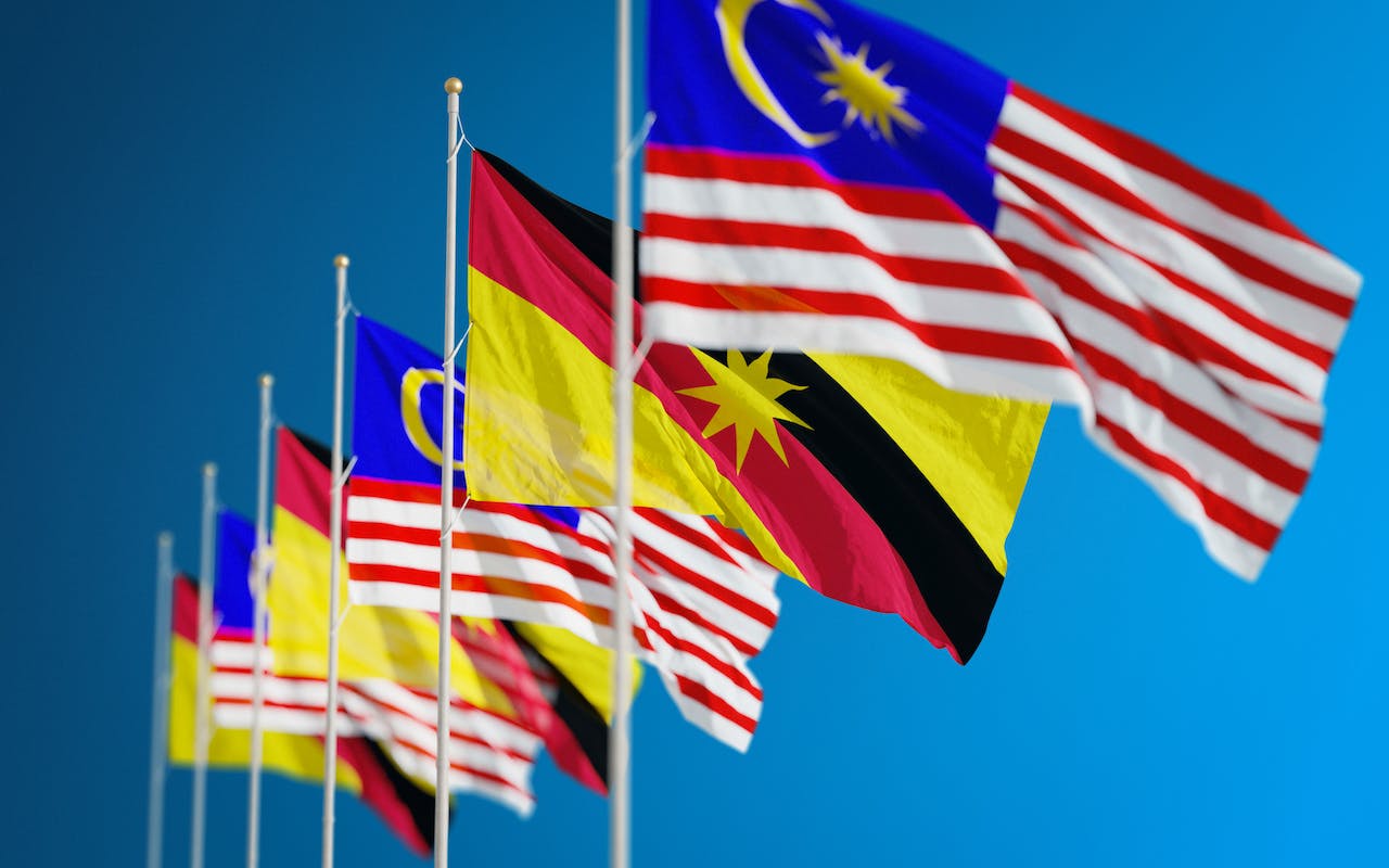 bendera malaysia 55 tahun yang lalu