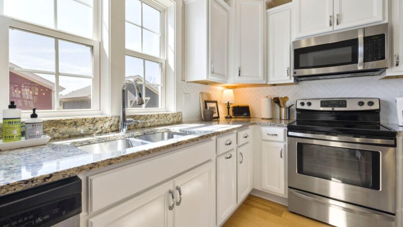 kitchen design ideas, open concept kitchen, connected kitchen layout, modern kitchen renovation, kitchen remodeling tips, functional kitchen space, kitchen integration ideas, kitchen home flow, small kitchen makeovers, seamless kitchen designs